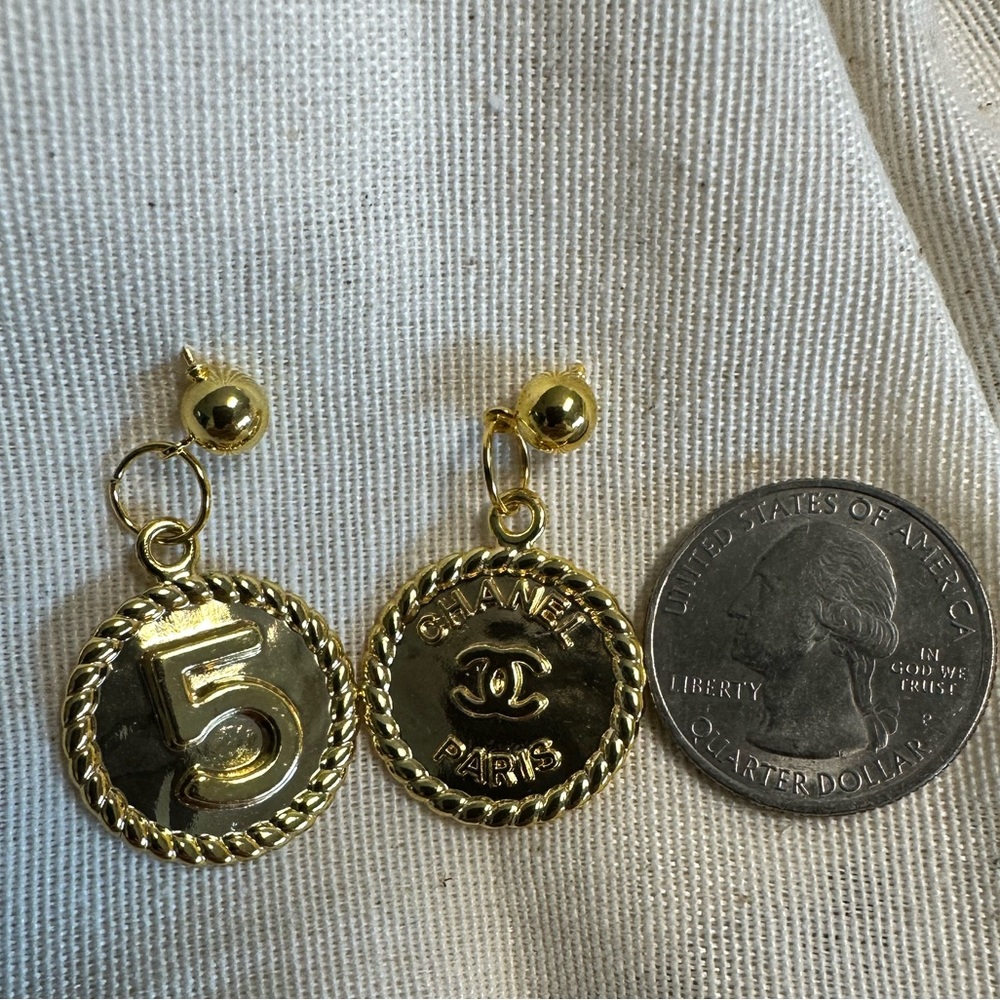 Gold Zipper Pull Earrings - Picture 4 of 6